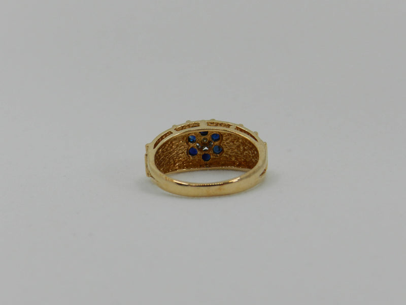 Sapphire Diamond ring Gold