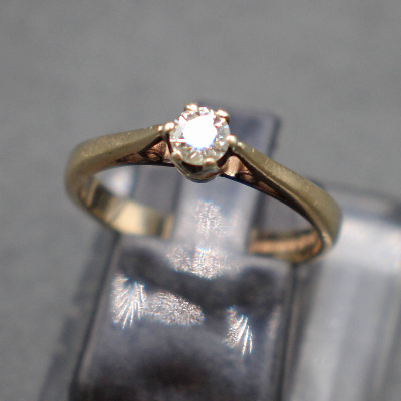 9ct gold diamond solitaire ring