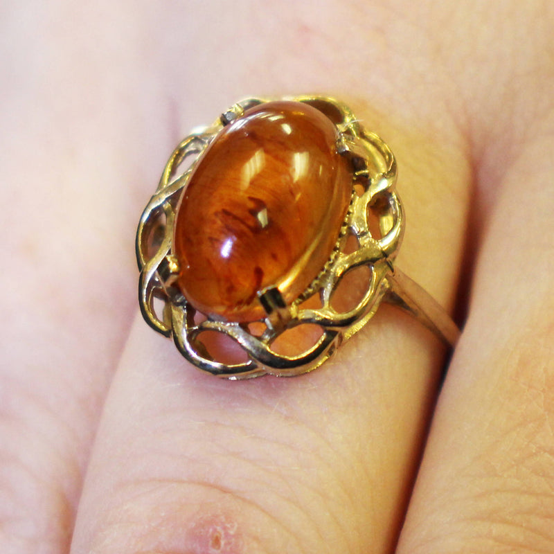 9ct gold amber cabochon ring