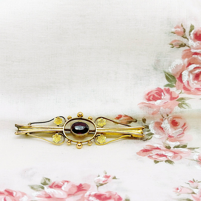 Victorian 9ct Gold Garnet Bar Brooch