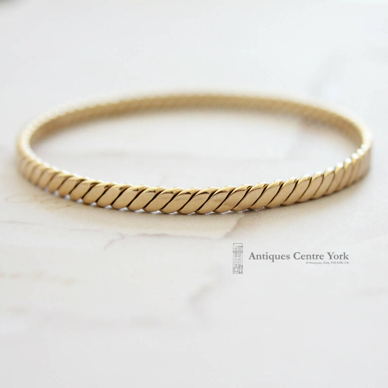 Solid 9ct Gold Twisted Bangle