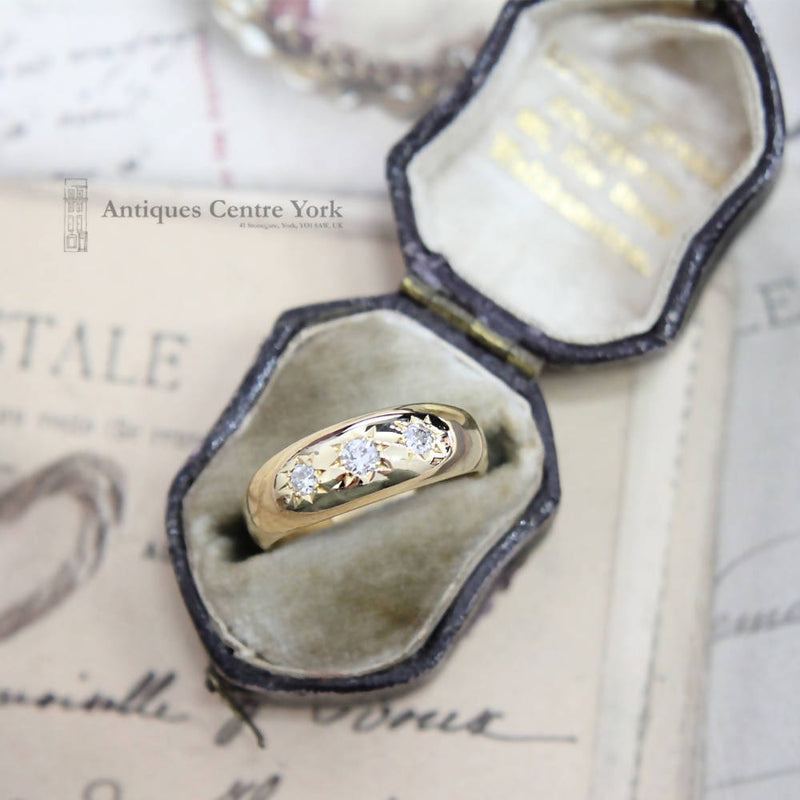 18ct Diamond Three Stone Gypsy Ring