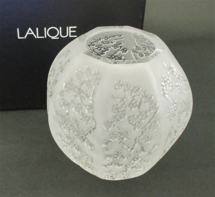 New Lalique: Small Sakura vase