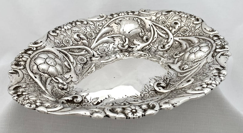 Victorian Foliate Repousse Silver Dish. London 1889, Sibray, Hall & Co 243 grams.