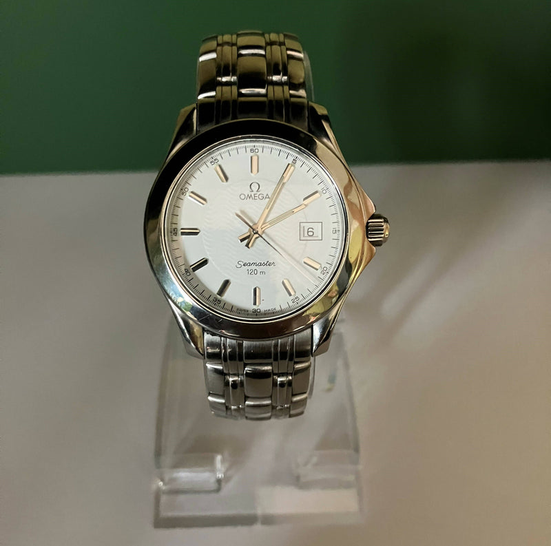 Omega seamaster sale water resistance