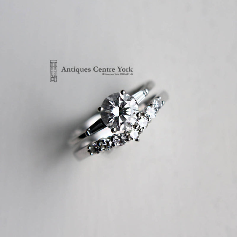 18ct White Gold Shaped Diamond 0.28ct Half Eternity Ring