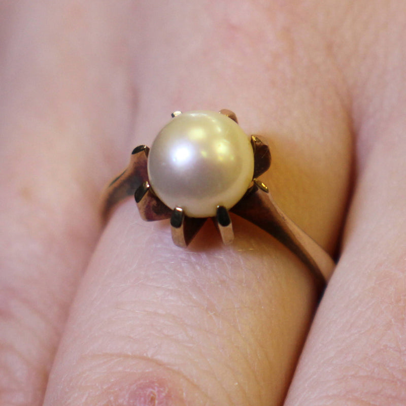 9ct gold cultured pearl ring