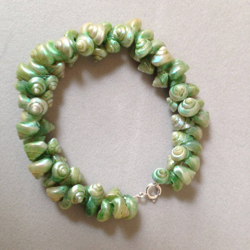 Vintage coloured seashell bracelet