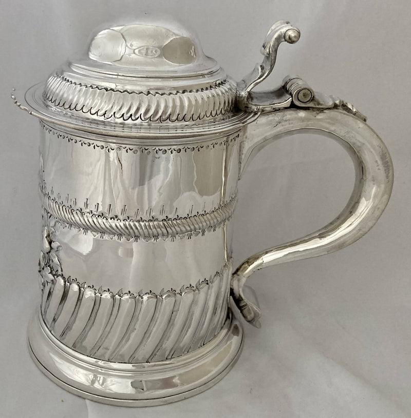 Georgian, George I, Silver Lidded Quart Tankard. London 1724 Richard Bayley. 25.5 troy ounces.