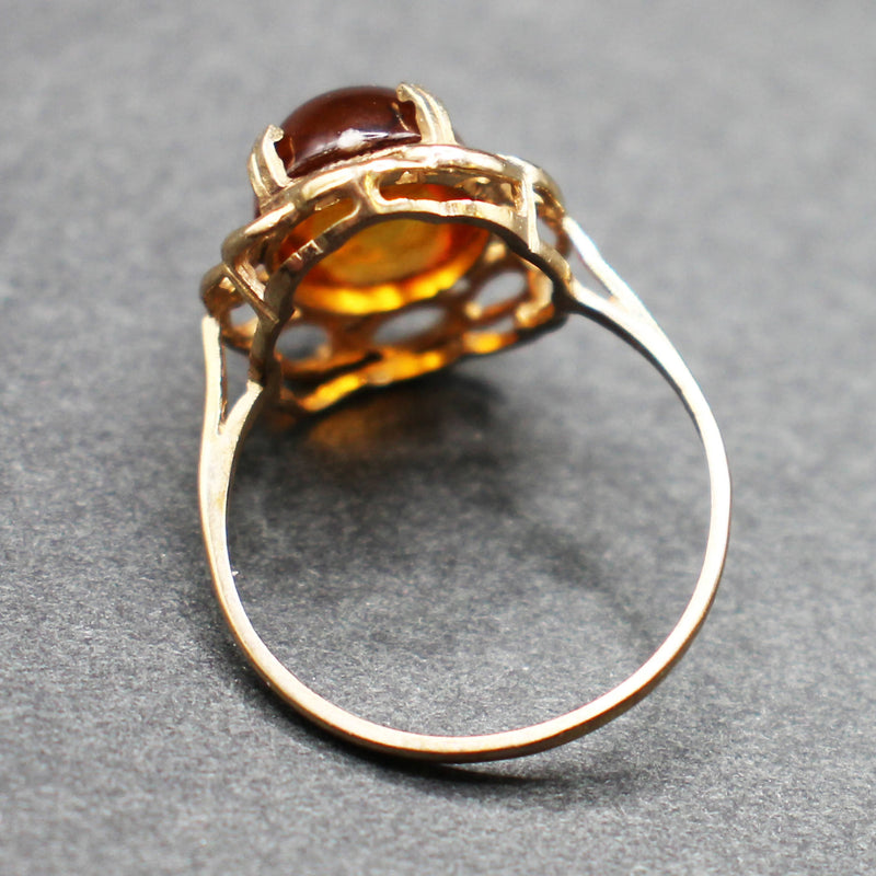 9ct gold amber cabochon ring