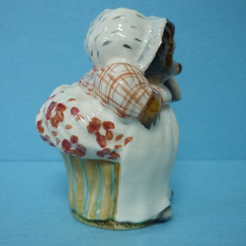 A Beswick Beatrix Potter Figurine Mrs Tiggy-Winkle BP2a Backstamp