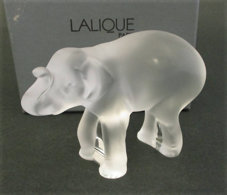 Lalique: "Timora Elephant" sculpture