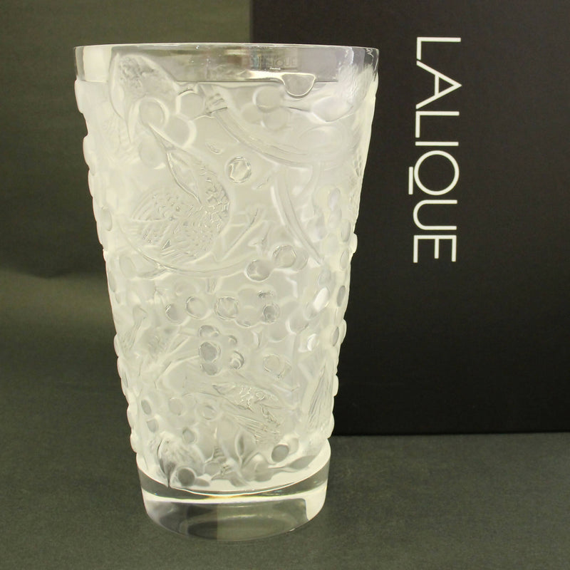 New Lalique: "Merles et Raisins" vase