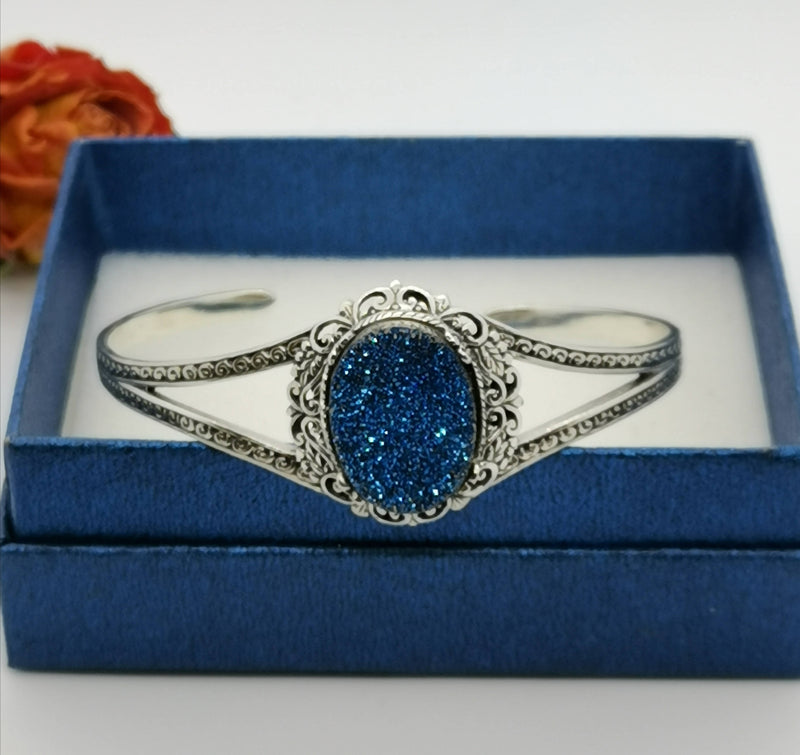 New Artisan Drusy Cobalt Blue (Ovl 20x15mm) Cuff Bangle (Size 7.5) in Sterling Silver 13.00 Ct