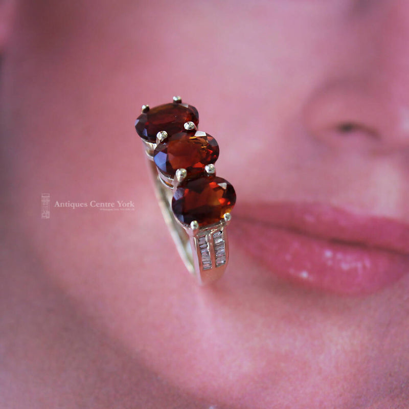 9ct Garnet & Baguette Diamond Ring