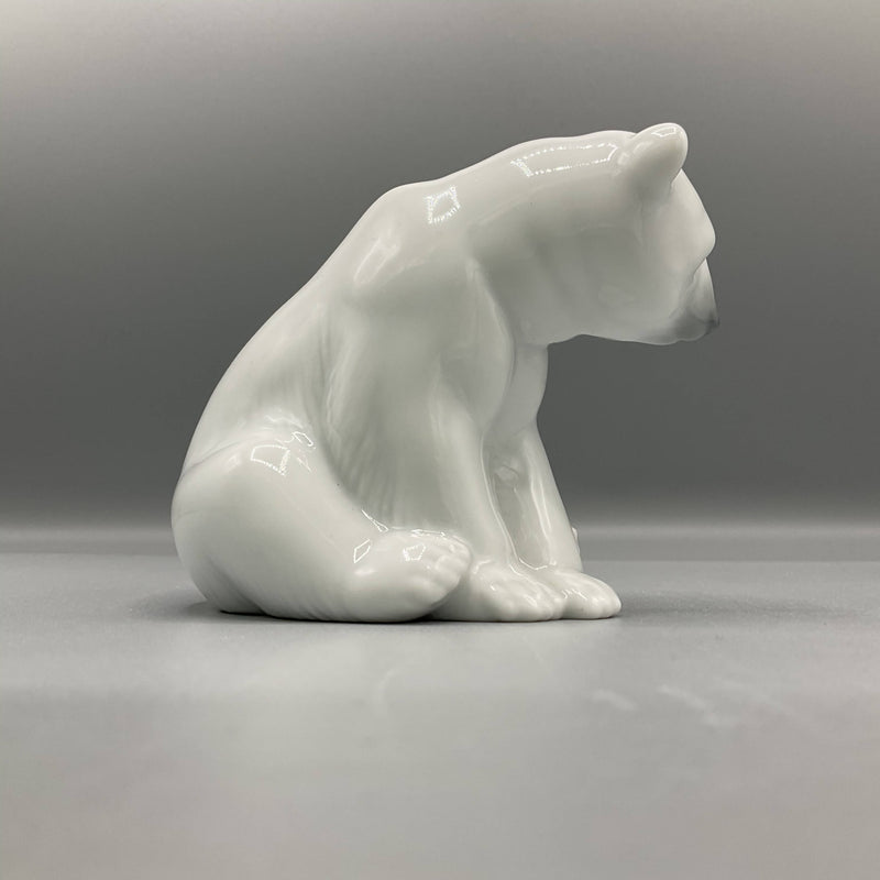 Lladro polar bear