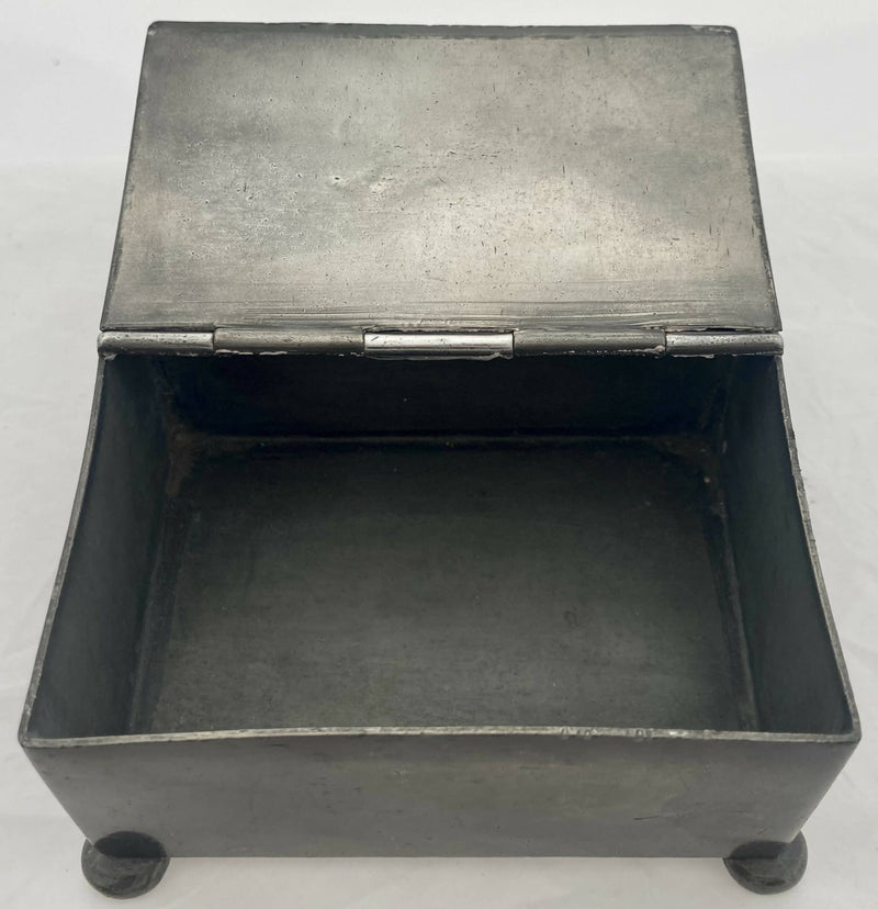 Georgian, George III, Crested Pewter Tobacco Box, circa 1805.