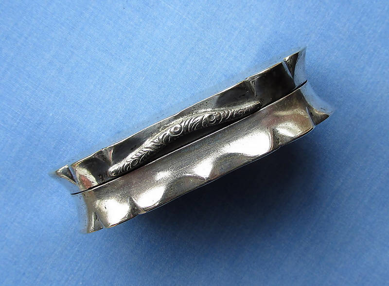 Serpentine Shape Silver Plated Snuff Box/Engraved Floral Decoration