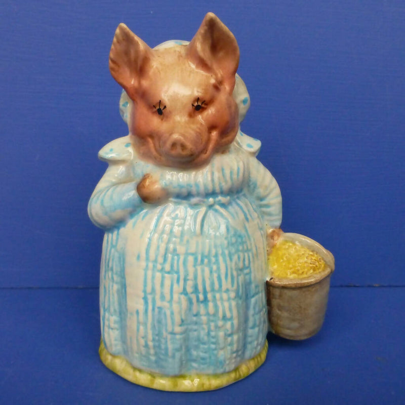 Beswick Beatrix Potter Figurine - Aunt Pettitoes BP3A