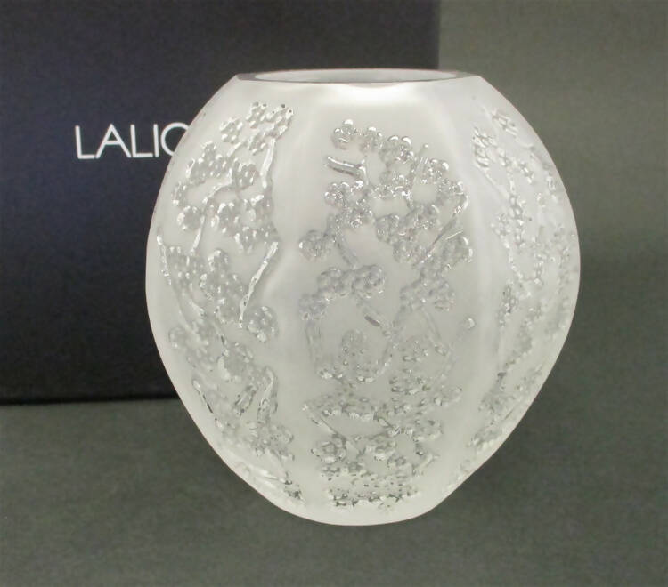 New Lalique: Small Sakura vase