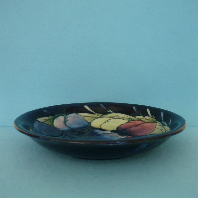 A Moorcroft 7.2" dia Bowl. Wisteria Design c1920's by William Moorcroft.