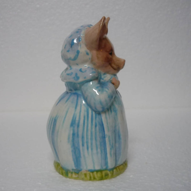 A Beswick Beatrix Potter Figurine Aunt Pettitoes - BP3a. In Excellent Condition.