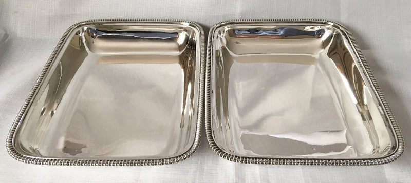 Georgian, George III, pair of silver entree dishes and covers. London 1806/07 John Edwards III. 102 troy ounces.