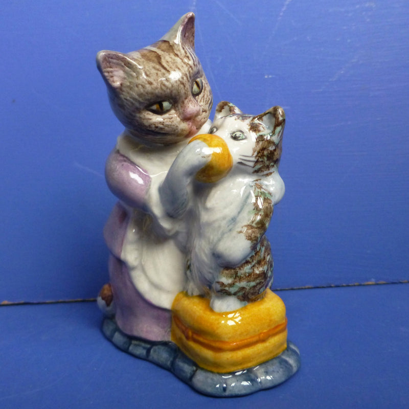 Royal Albert Beatrix Potter Figurine - Tabitha Twitchit And Miss Moppet (Boxed)