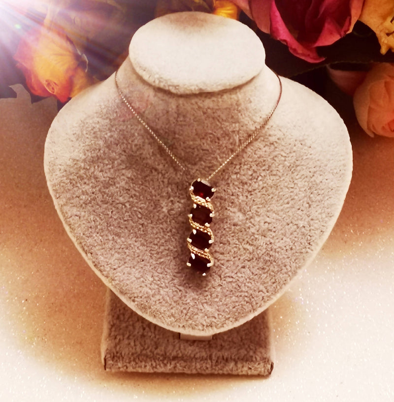 New 925 Sterling Silver Garnet Pendant Necklace