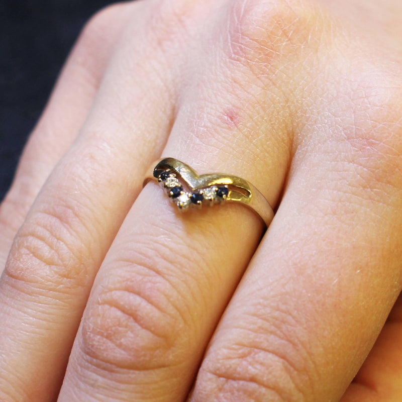 9ct gold sapphire and cz wishbone ring