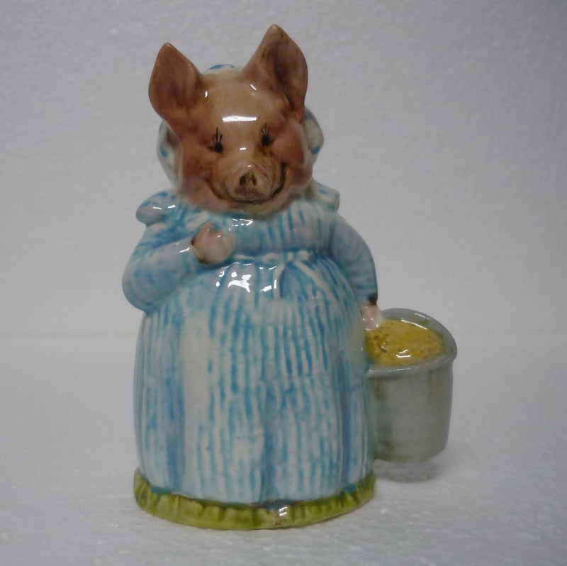 A Beswick Beatrix Potter Figurine Aunt Pettitoes - BP3a. In Excellent Condition.