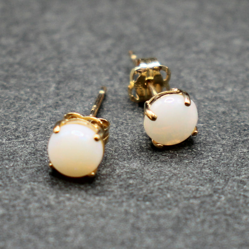 9ct opal stud earrings