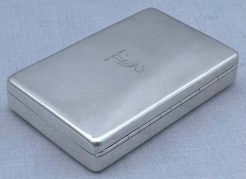 Victorian Crested Silver Table Snuff Box. London 1855 Charles Rawlings & William Summers. 5.2 troy ounces.