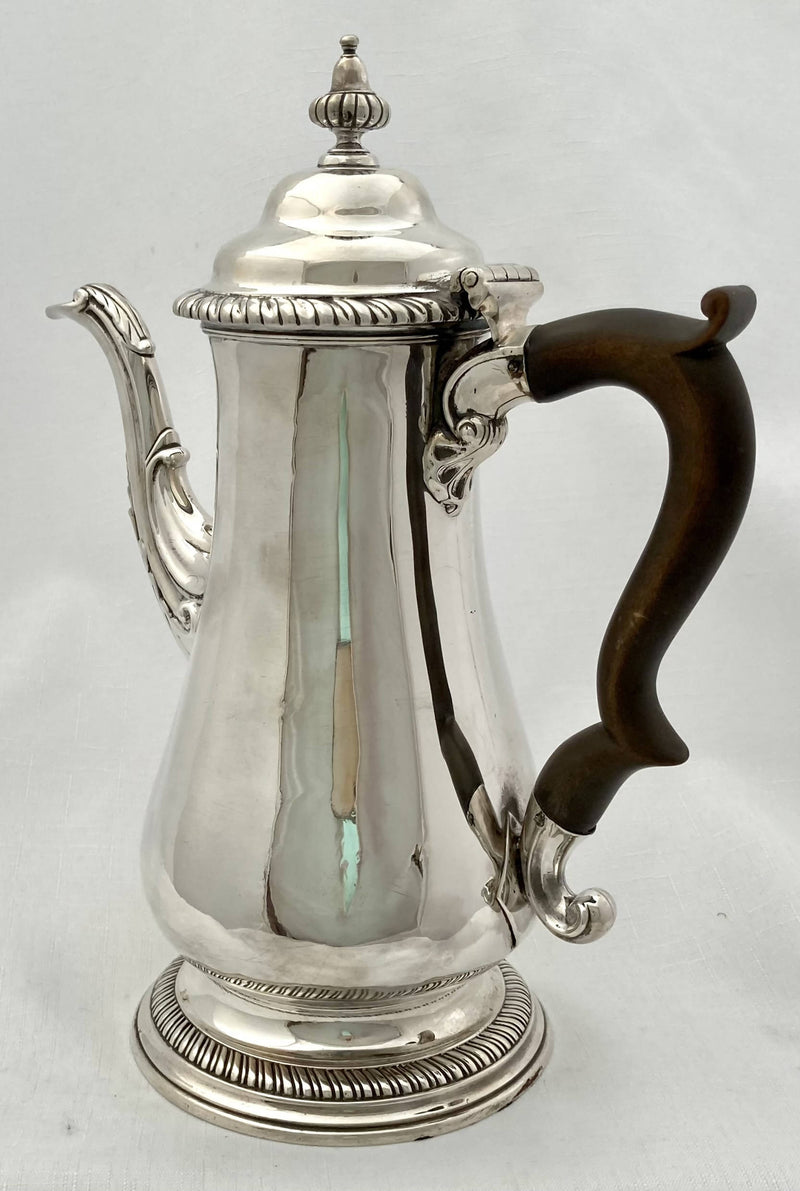 Georgian, George III, Silver Coffee Pot. London 1761 William Shaw II. 26 troy ounces.