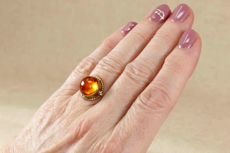 Vintage 8ct Gold & Amber Ring