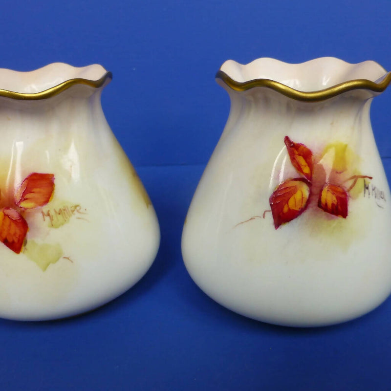 Worcester Pair of Fruit Vases 2
