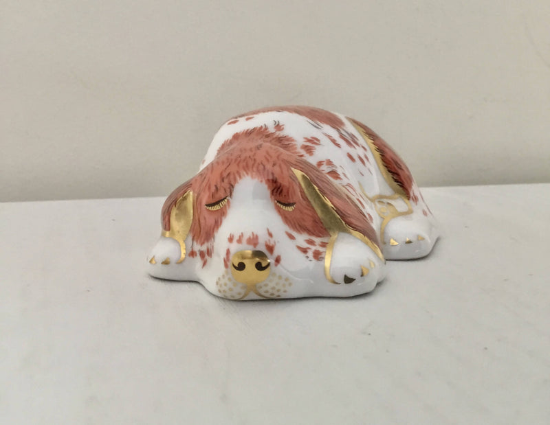 Royal Crown Derby Puppy paperweight. RCD Collector’s Guild.